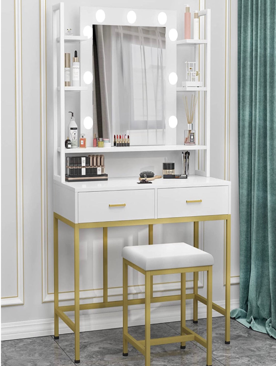 White Vanity Table with Lighted Mirror
