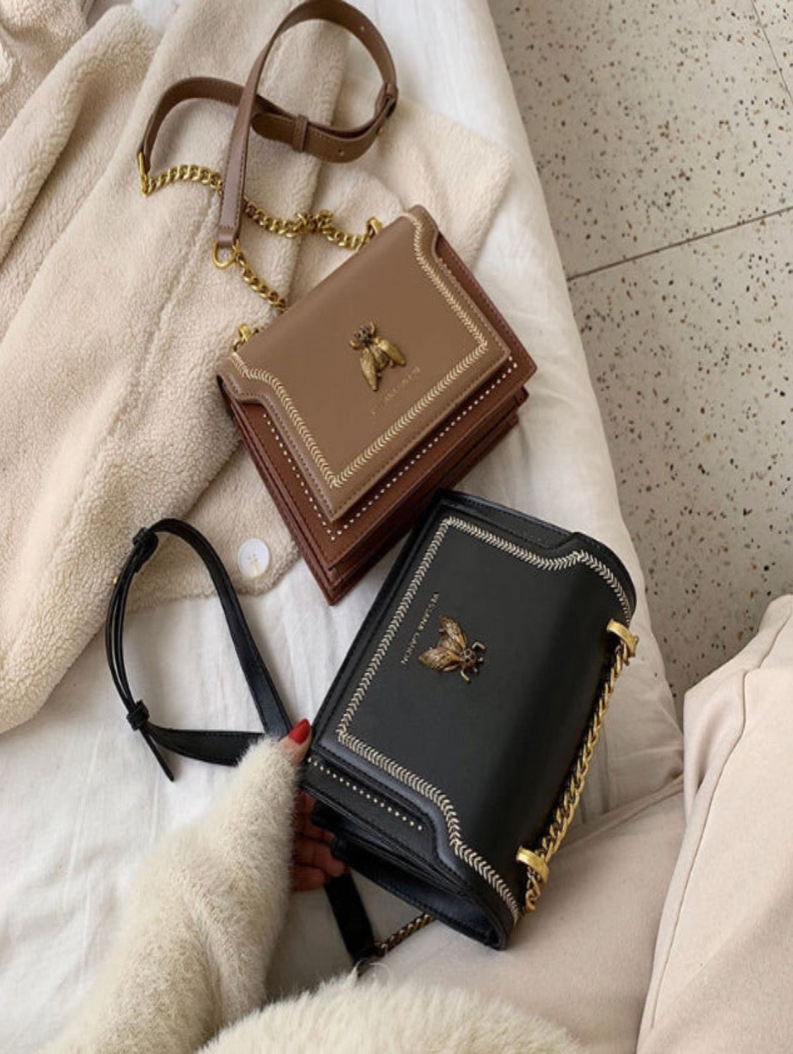 Ladies Chain Link Handbag