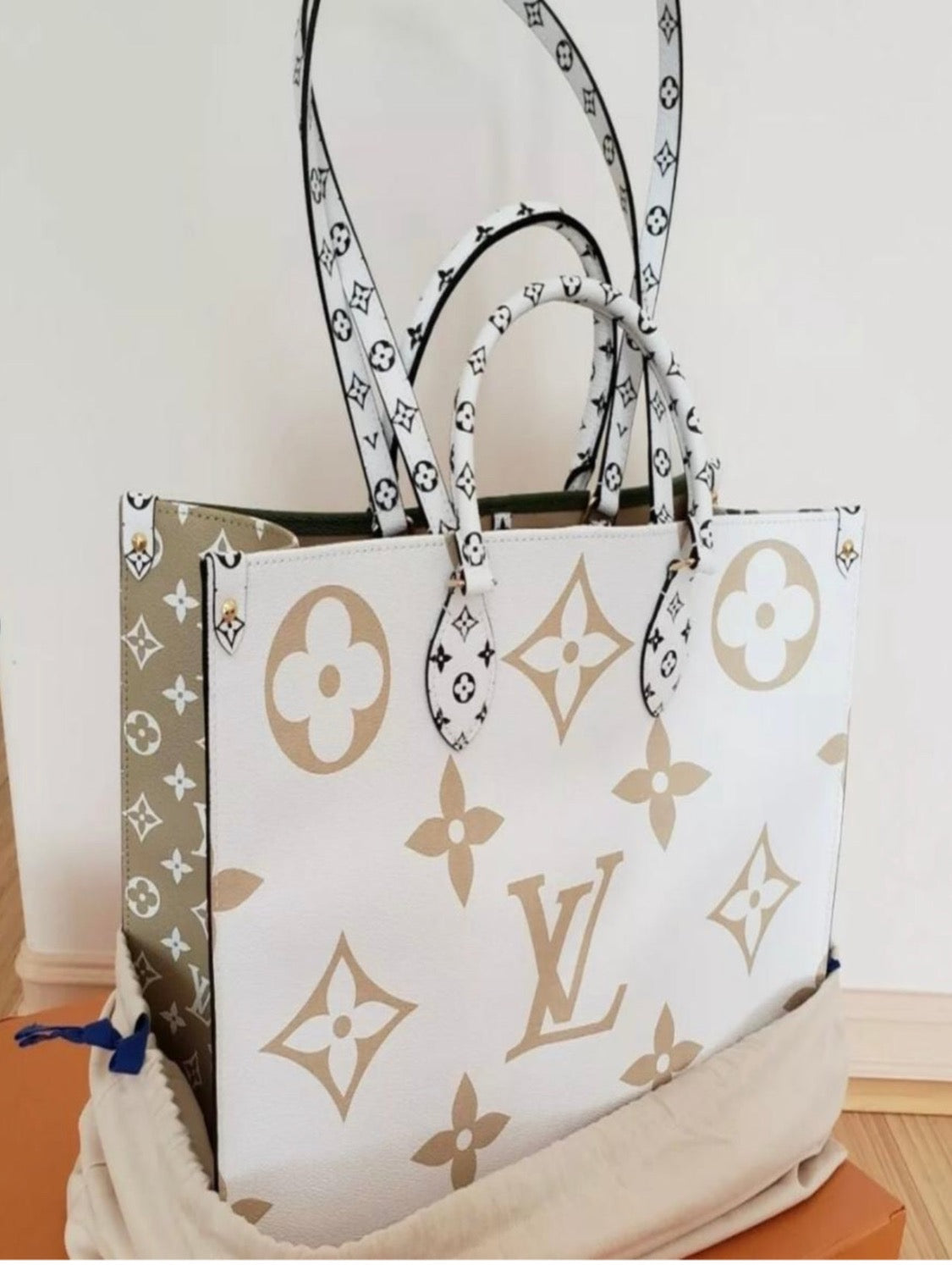 LV High Quality Reversible Fashion Purse
