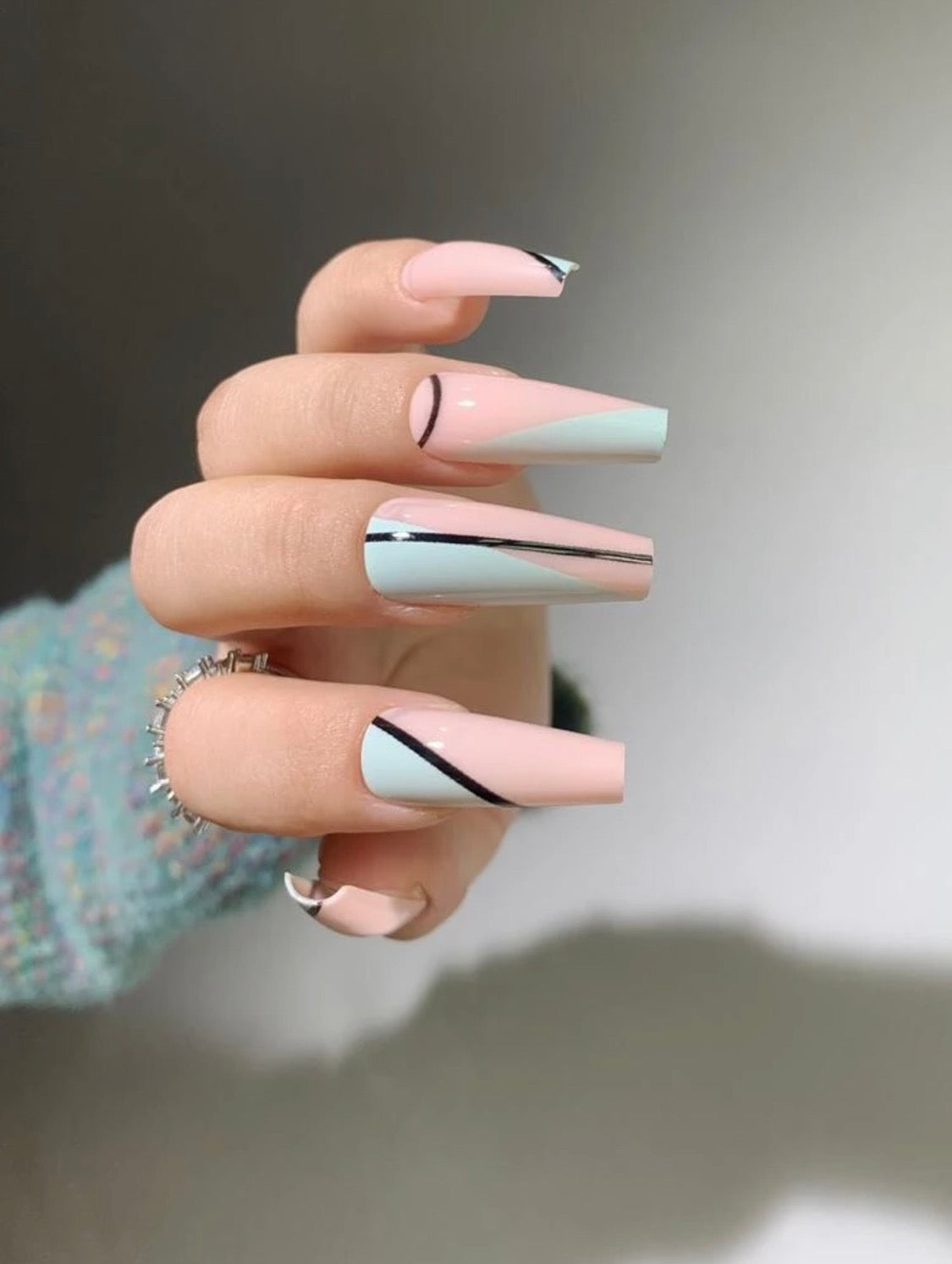 Read Between the Lines Nail Set