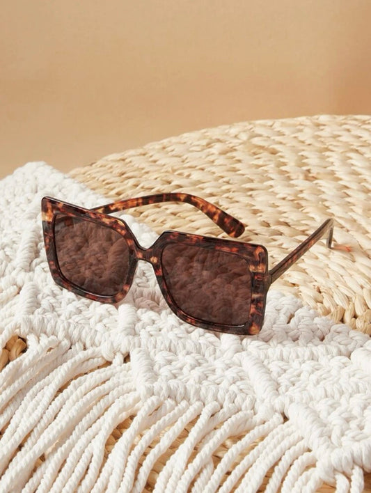 Tortoiseshell Framed Sunglasses