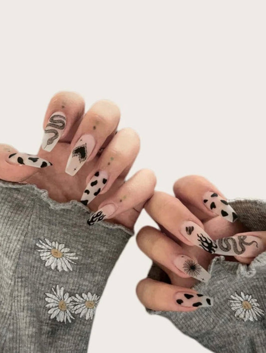 Garden of Good And Evil Nails