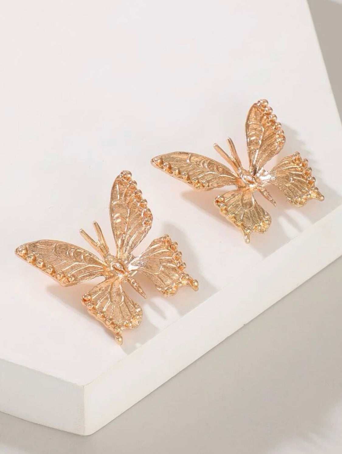 Butterfly Dazzling Earrings (Gold)